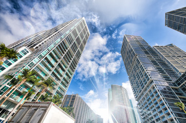 Fototapeta na wymiar Upward street view of Downtown skyscrapers on a beautiful sunny day