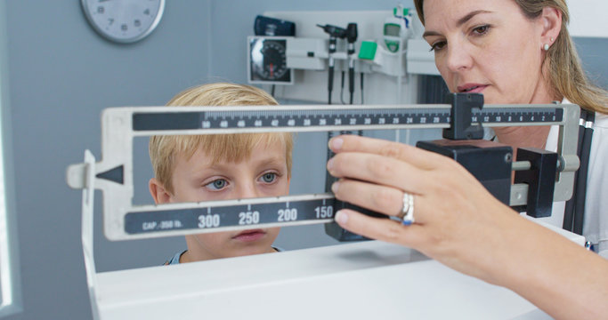 Child On A Scale Images – Browse 85,077 Stock Photos, Vectors, and ...