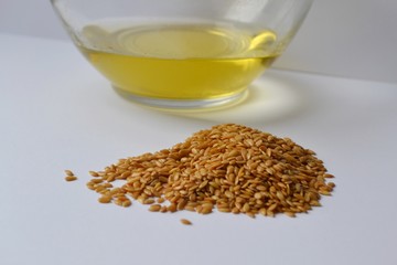flaxseed and flaxseed oil