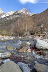 River passing the valley under the eye of the moutains