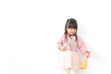 料理をする子供