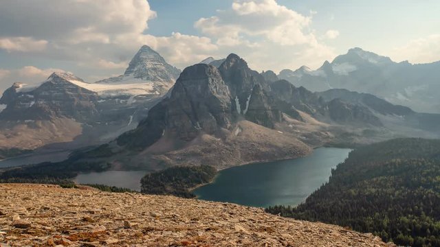 Timelapse Mount Assiniboine Lake