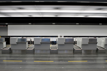 Flughafen Schalter