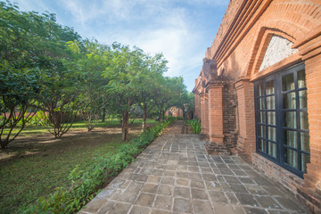 Fototapeta na wymiar Resort com sua linda arquitetura em Bagan, Myanmar.