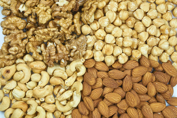 raisins nuts almonds cashews hazelnuts walnut mix platter texture