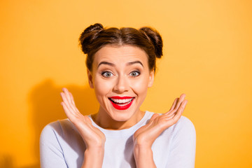 Close-up portrait of her she nice-looking attractive winsome optimistic cheerful cheery funny glam...