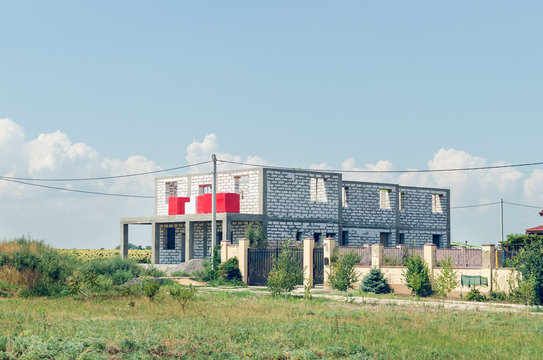 Construction of the house of aerated concrete blocks
