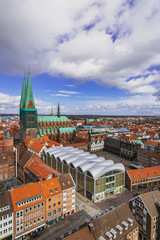 Fototapeta na wymiar Ausblick über den Markt Lübeck
