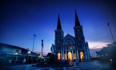 Fototapeta na wymiar Old church in the morning with Maria statue a landmark in Chanthaburi, Thailand.