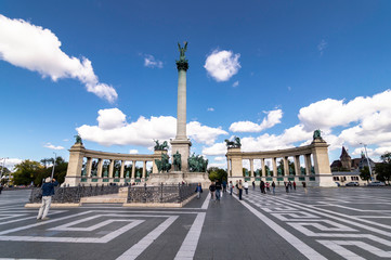 Fototapeta na wymiar View of the MIlenio Monument in Hosok Square, Budapest, HUNGARY
