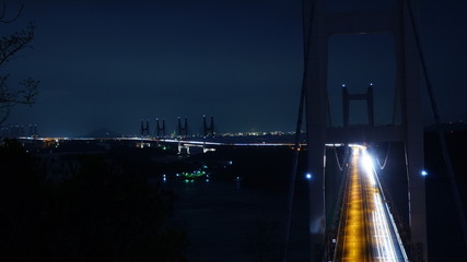 Fototapeta na wymiar 夜の瀬戸大橋