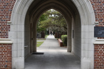 Fototapeta na wymiar An archway at the University of Florida