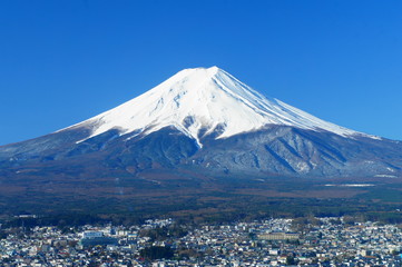 富士山　雪　富士吉田　日本