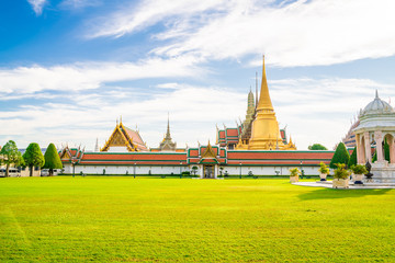 Emerald buddhist temple with golden pagoda Wat Phra Kaew