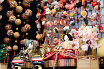 雛人形とつるし雛