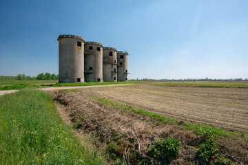 silos