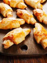 Cookies with apple jam