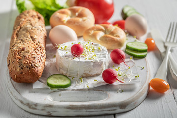 Homemade preparation for sandwich with lettuce, tomato and chives