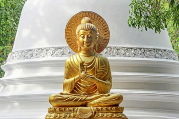 Buddha statues in Gangaramaya Temple in Colombo