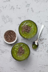 green smoothie in a glass