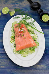 graved salmon ceviche style with lime