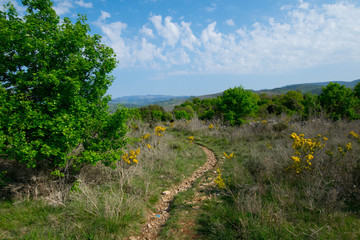 Naklejka premium Blick vom Panorama des Jastres oberhalb von Aubenas in der Ardeche