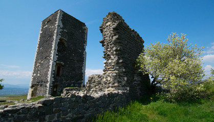Burgruine von Mirabel in der Ardeche