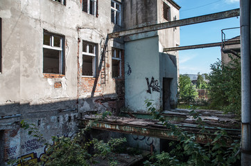 Opuszczony budynek przemysłowy