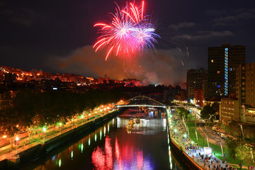 Fototapeta premium Celebrating in the City