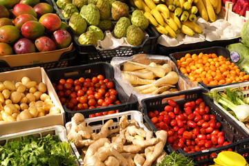 Fresh fruits and vegetables for sale in a local farmers market