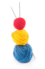 knitting ball of yarn and knitting needles