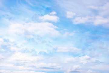 Fototapeta premium abstract sky background / blurred texture spring sky, clouds landscape wallpaper