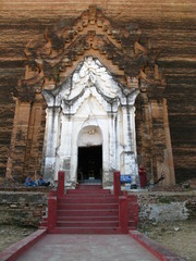 Fototapeta na wymiar Mingun, Pahtodawgyi stupa, Myanmar