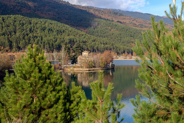 Fototapeta premium Church Saint Fanourios on the Lake Doxa (Greece, region Corinthia, Peloponnese)