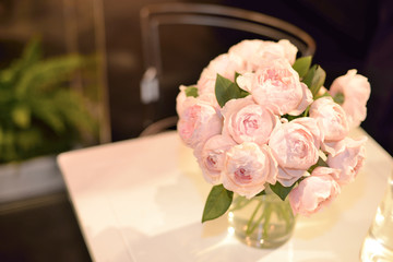 bouquet of pink roses