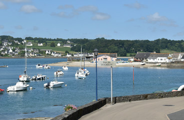 Dourduff, petit port de plaisance et de pêche, près de Morlaix dans le Finistère en Bretagne