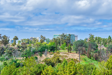 Obraz premium view of the California city on spring day