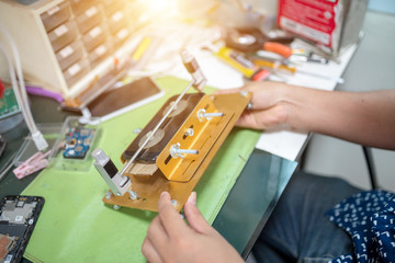 Technician mobile change mobile display