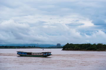 Obraz premium Floating boat on the Mekong River.Thailand.