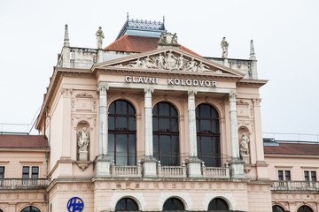 Fototapeta na wymiar Glavni kolodvor the main railway station in Zagreb