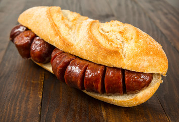 Bocadillo de chorizo frito