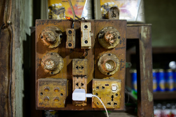 Fototapeta na wymiar old wiring electrician