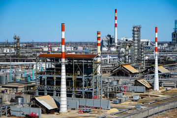 Oil refinery in Russia. equipment and complexes for hydrocarbon processing.