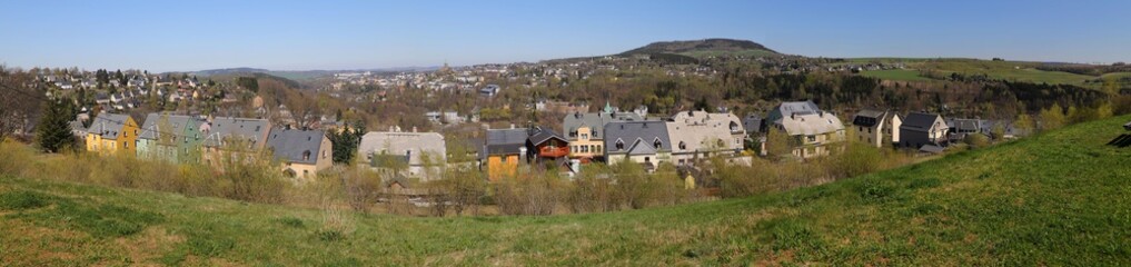 Fototapeta na wymiar panoramablick auf annaberg-buchholz
