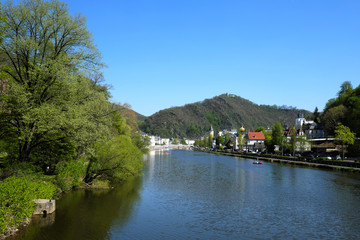 Fototapeta na wymiar Kurstadt Bad Ems in Rheinland-Pfalz mit Blick von der Kaiserbrücke auf die Lahn - Unesco Weltkulturerbe Great Spas of Europe - Stockfoto