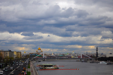 Obraz premium View of the Crimean Bridge in Moscow