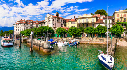 Beautiful lakes of Italy - scenic Lago Maggiore, Borromean island 