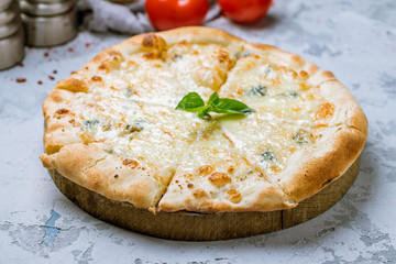 Pizza Quattro formaggi