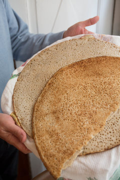 Testaroli, Food of Bocca di Magra Italy
