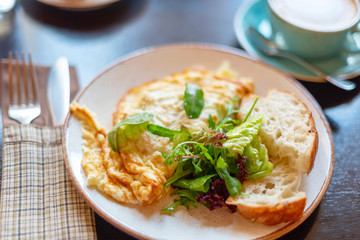 omelet and cappuccino for breakfast